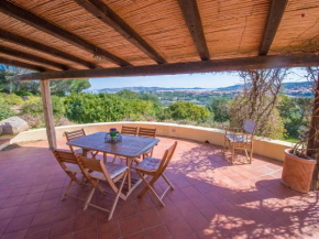 Villa immersa nel verde con meravigliosa vista mare, Palau